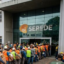 Federações se reúnem com juíza para buscar soluções para grave situação dos trabalhadores da Oi e Serede